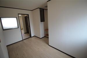 2階洋室7.5帖