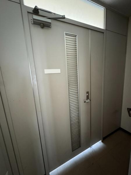 テナント入口
