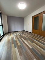 洋室8帖