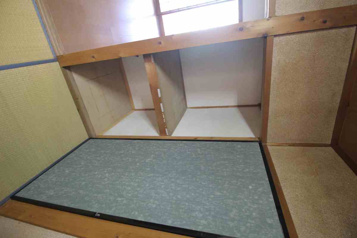 1階和室6帖収納